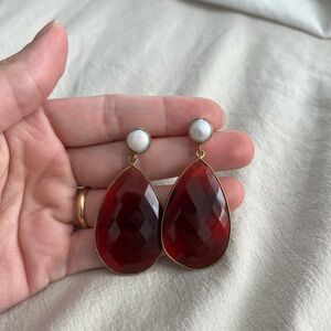 🖤3 for 30🖤 Pearl & Red Teardrop Crystal Earrings